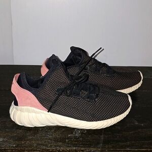 Adidas Tubular Sneakers women's size 9 shoe running , Workout!